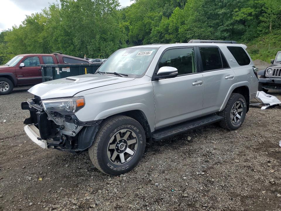 62326106 :رقم المزاد ، JTERU5JRXM5879520 vin ، 2021 Toyota 4runner مزاد بيع