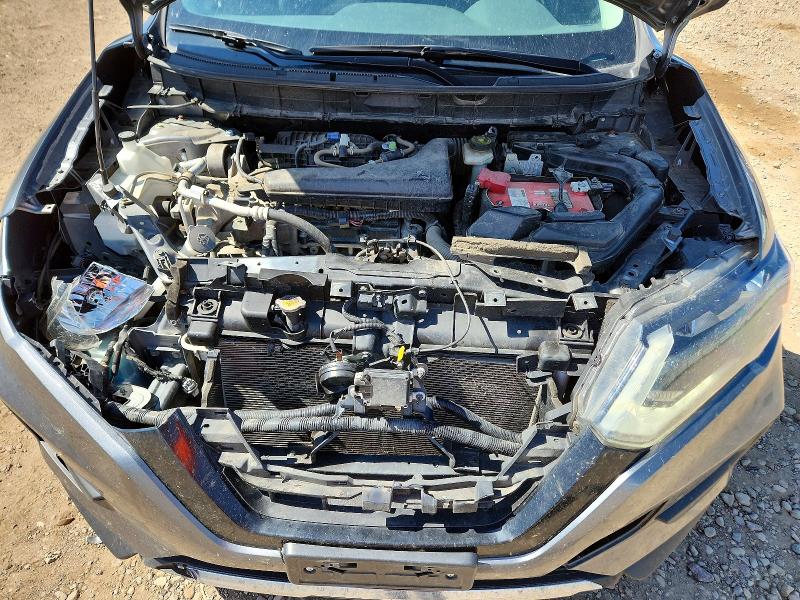 60581336 :رقم المزاد ، JN8AT2MVXJW301262 vin ، 2018 Nissan Rogue مزاد بيع
