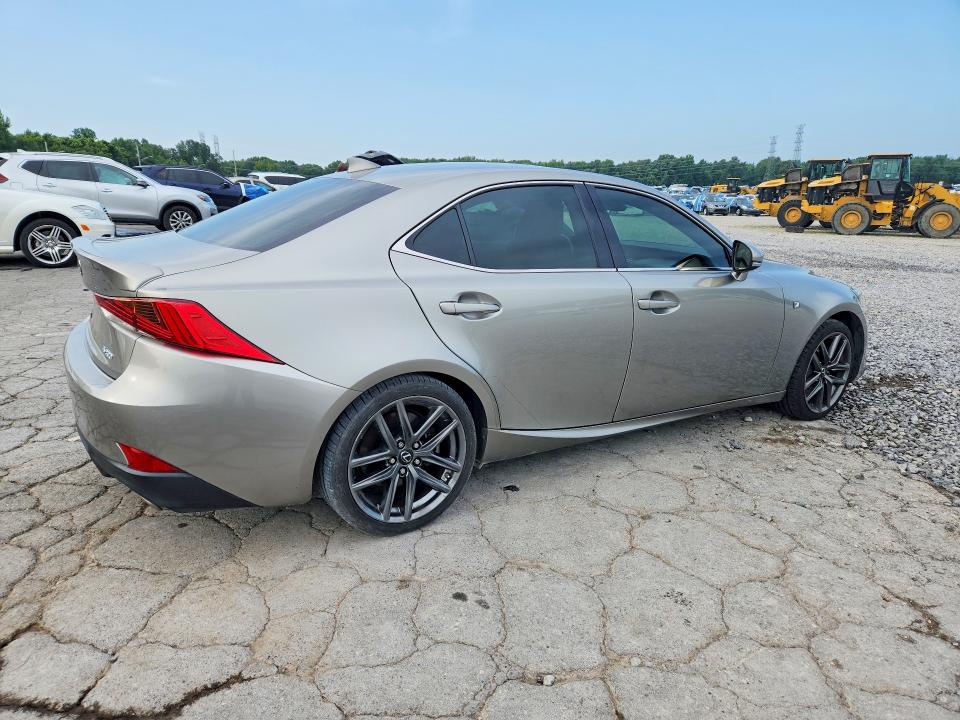 61858396 :رقم المزاد ، JTHBA1D28J5071165 vin ، 2018 Lexus Is مزاد بيع