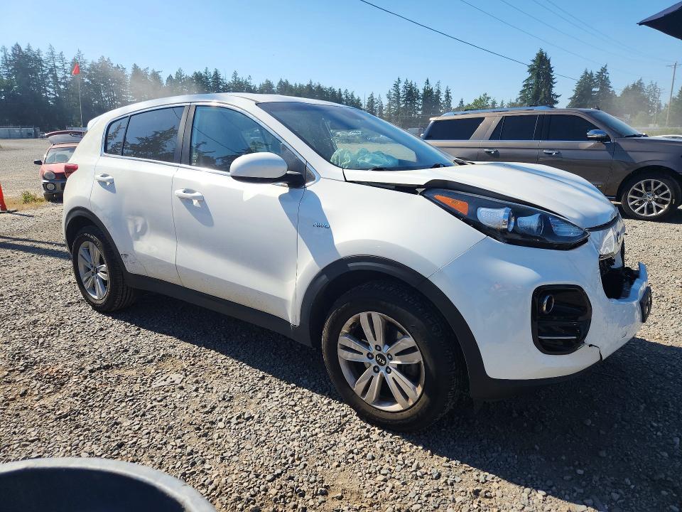 59379216 :رقم المزاد ، KNDPMCAC7H7207775 vin ، 2017 Kia Sportage مزاد بيع