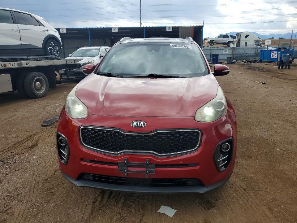 60633206 :رقم المزاد ، KNDPN3AC7H7083696 vin ، 2017 Kia Sportage مزاد بيع