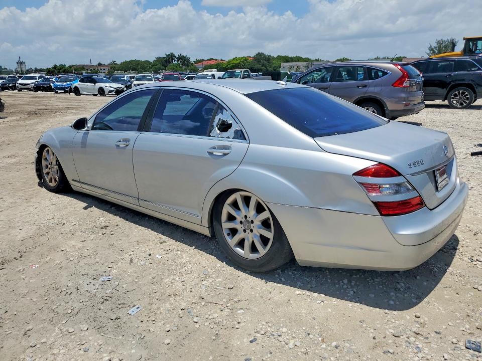 60190026 :رقم المزاد ، WDDNG71X27A107972 vin ، 2007 Mercedes-benz S مزاد بيع
