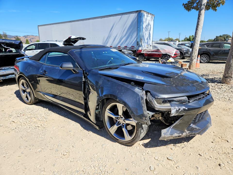 62654136 :رقم المزاد ، 1G1FF3D74H0171453 vin ، 2017 Chevrolet Camaro مزاد بيع
