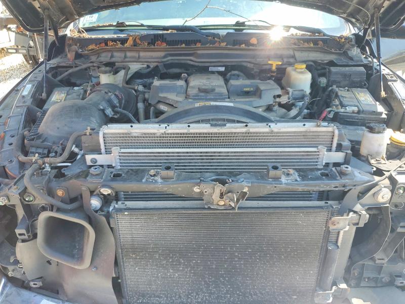 58279656 :رقم المزاد ، 3C7WRNAL8EG202628 vin ، 2014 Ram 5500 مزاد بيع