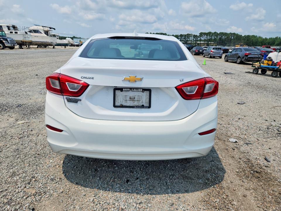 Продажа на аукционе авто 2019 Chevrolet Cruze, vin: 1G1BE5SM4K7115081, номер лота: 62793536