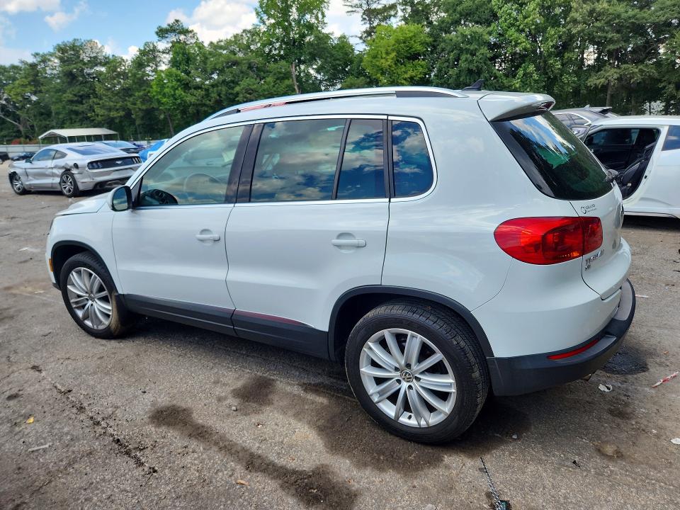 76292535 :رقم المزاد ، WVGBV7AX9GW522871 vin ، 2016 Volkswagen Tiguan مزاد بيع