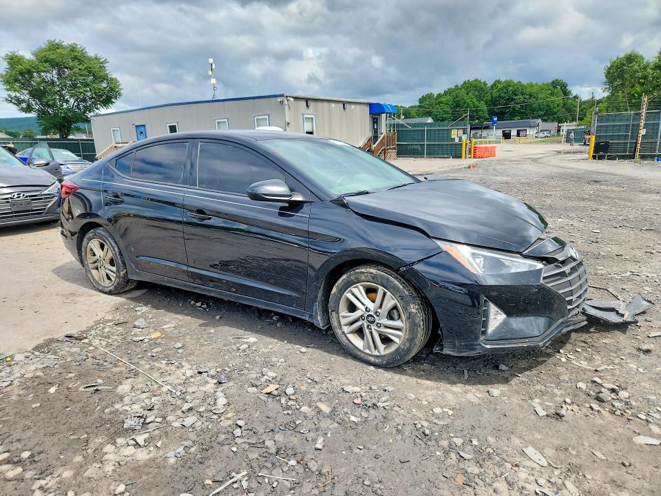 63032676 :رقم المزاد ، 5NPD84LF8LH541869 vin ، 2020 Hyundai Elantra مزاد بيع