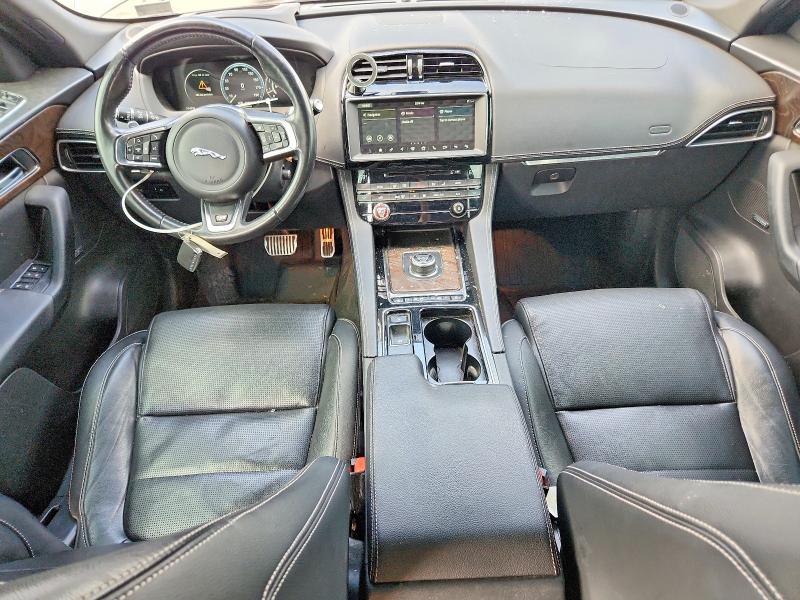 2018 Jaguar F-pace მანქანა იყიდება აუქციონზე, vin: SADCM2FV7JA328421, აუქციონის ნომერი: 85987555