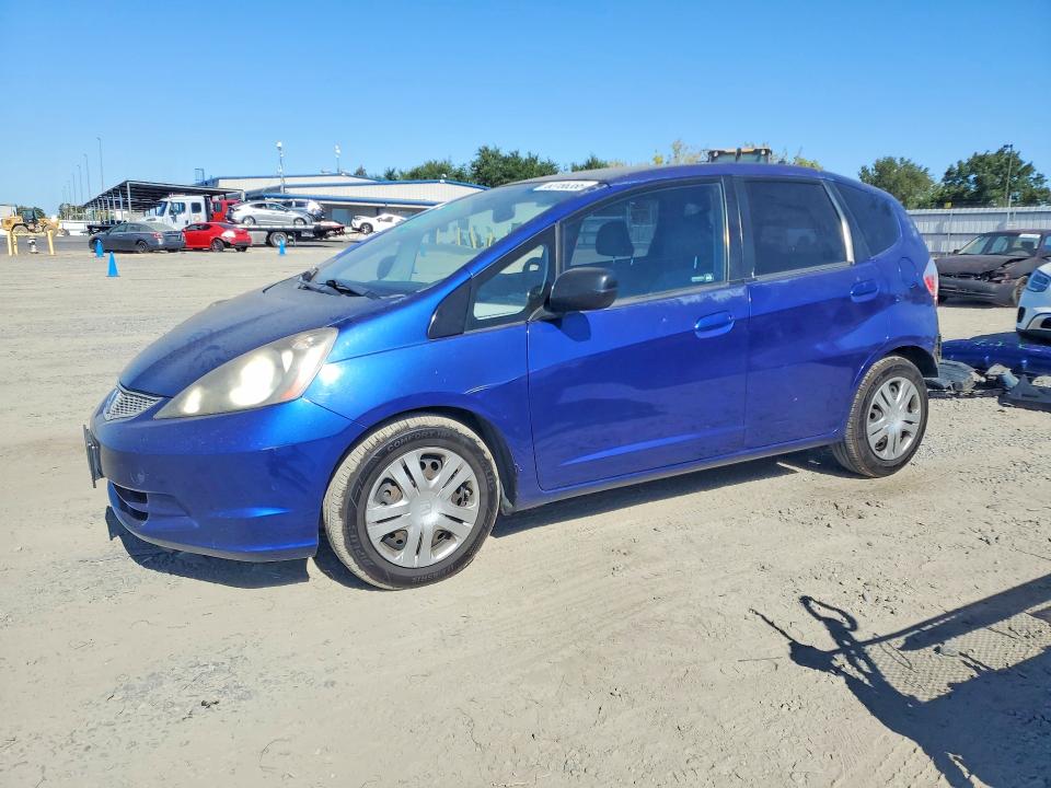 63186386 :رقم المزاد ، JHMGE8H29AS022104 vin ، 2010 Honda Fit مزاد بيع