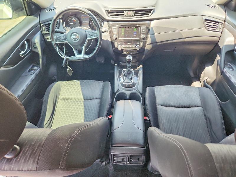 61118356 :رقم المزاد ، JN8AT2MV0JW353886 vin ، 2018 Nissan Rogue مزاد بيع