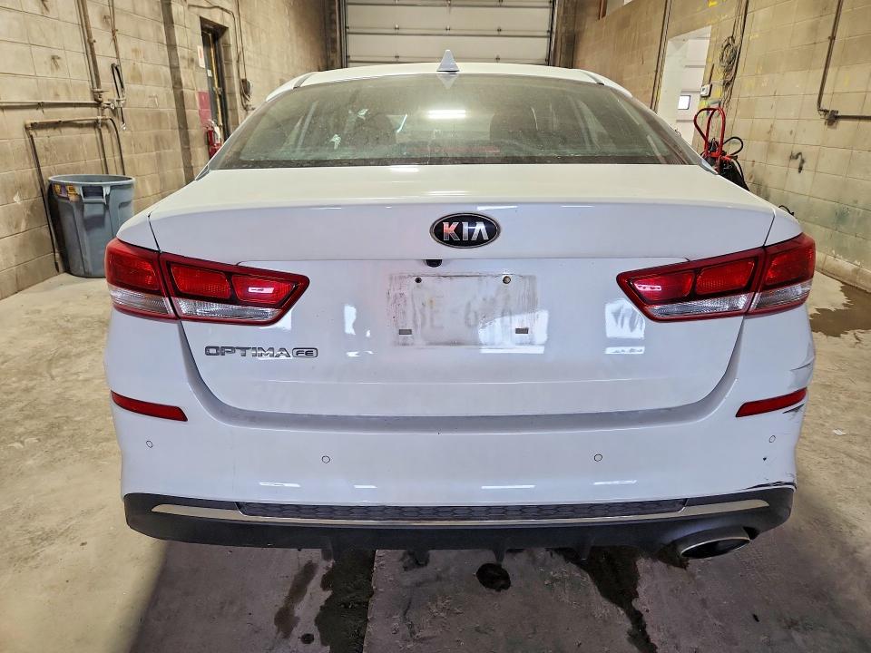 2019 Kia Optima მანქანა იყიდება აუქციონზე, vin: 5XXGT4L37KG312465, აუქციონის ნომერი: 63359366