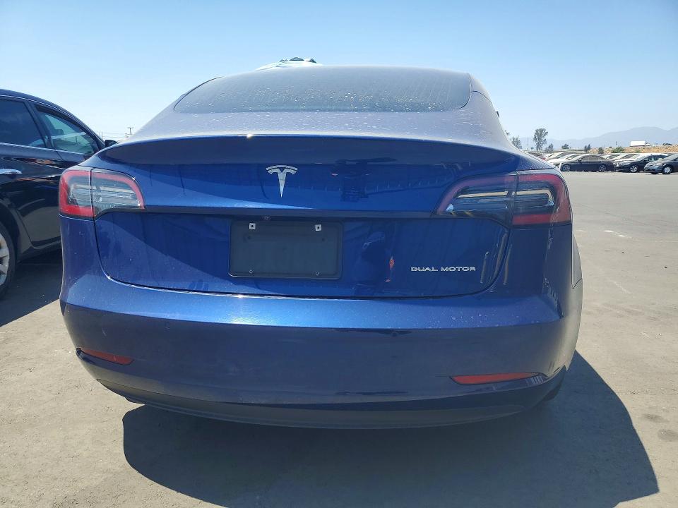 61602406 :رقم المزاد ، 5YJ3E1EB0KF421817 vin ، 2019 Tesla Model 3 مزاد بيع
