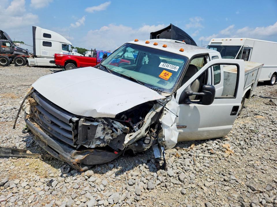 2004 Ford F350 მანქანა იყიდება აუქციონზე, vin: 1FDWX36P04EC38155, აუქციონის ნომერი: 62461556