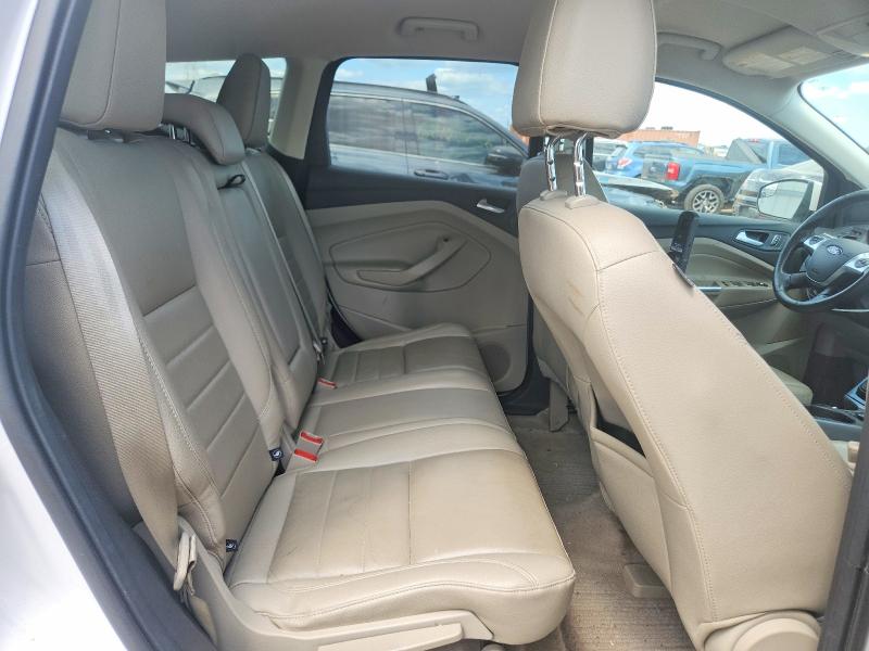 61871876 :رقم المزاد ، 1FMCU0GX5GUB56960 vin ، 2016 Ford Escape مزاد بيع