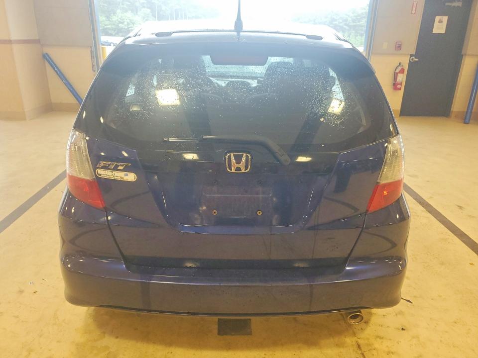 Продажа на аукционе авто 2013 Honda Fit, vin: JHMGE8H56DC048832, номер лота: 62571036