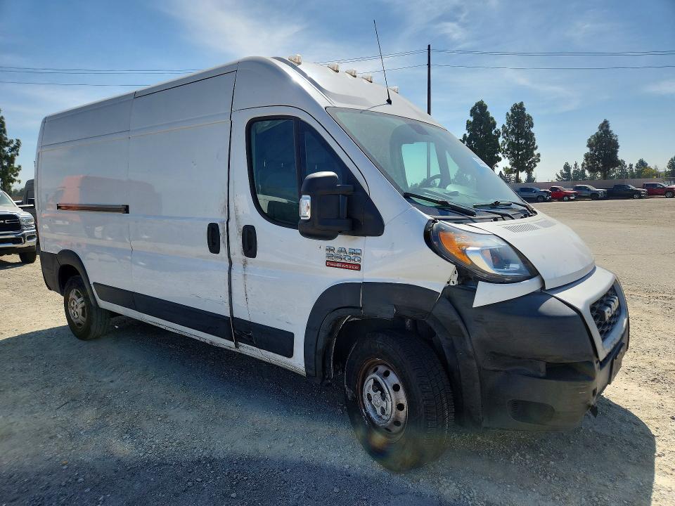 62448986 :رقم المزاد ، 3C6LRVDGXME548938 vin ، 2021 Ram Promaster 2500 مزاد بيع