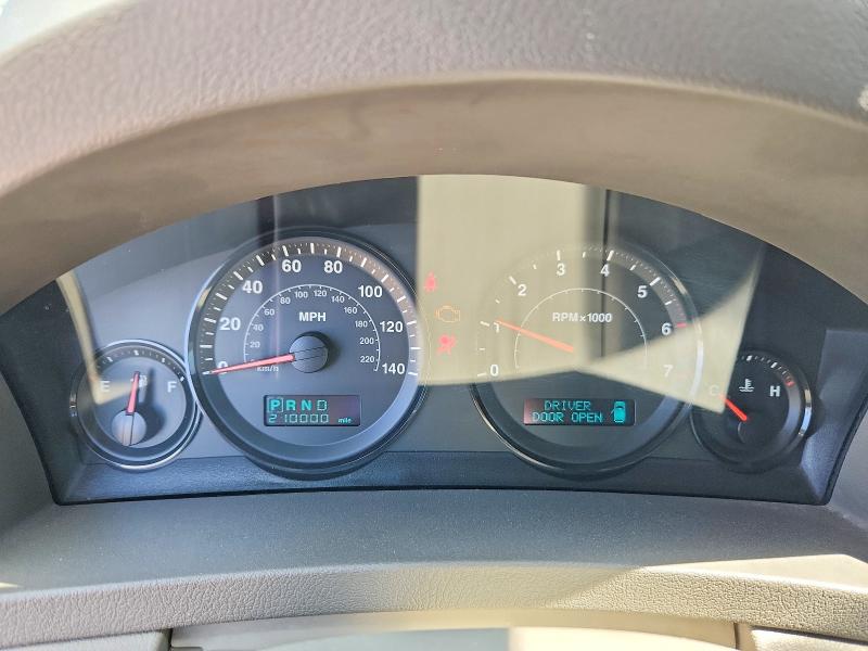 2005 Jeep Grand Cherokee მანქანა იყიდება აუქციონზე, vin: 1J4HR48N95C697703, აუქციონის ნომერი: 61189716