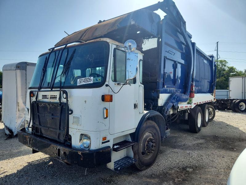 58140926 :رقم المزاد ، 5VCACLLEXFH218593 vin ، 2015 Autocar Xpeditor مزاد بيع