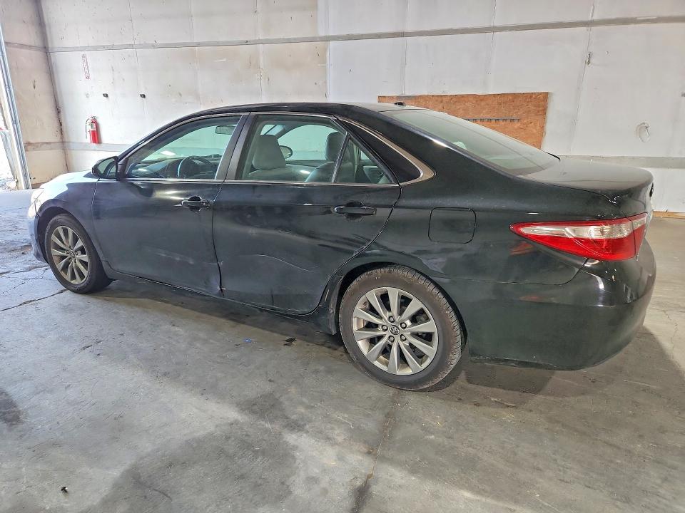 2015 Toyota Camry მანქანა იყიდება აუქციონზე, vin: 4T4BF1FK3FR463470, აუქციონის ნომერი: 60059306
