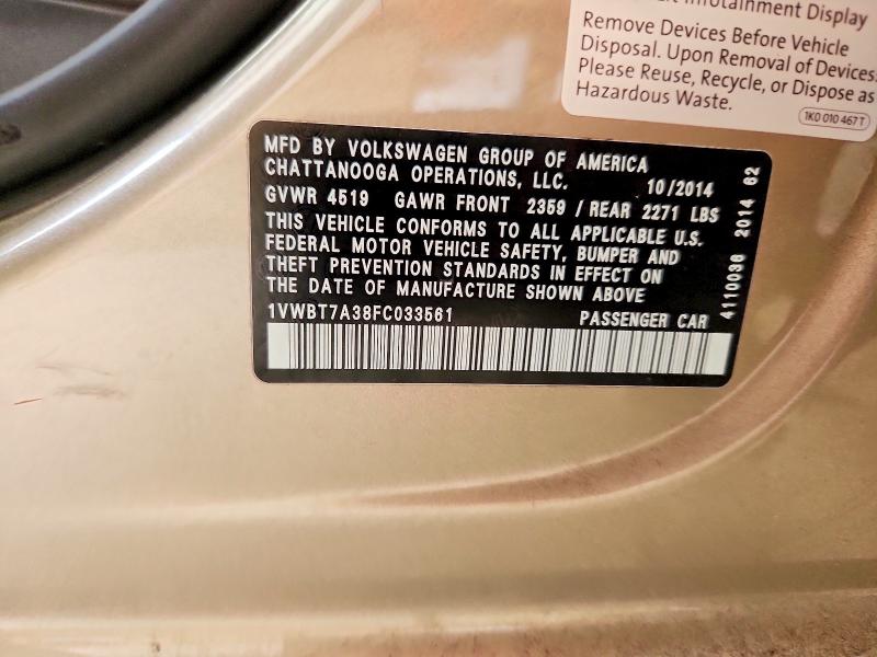 61118006 :رقم المزاد ، 1VWBT7A38FC033561 vin ، 2015 Volkswagen Passat مزاد بيع