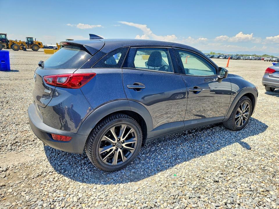 99714885 :رقم المزاد ، JM1DKFC78H0167841 vin ، 2017 Mazda Cx-3 مزاد بيع