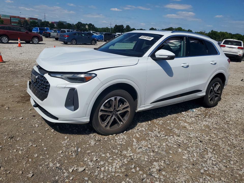 Продаж на аукціоні авто 2025 Audi Q5, vin: WA11AAGU1S2016516, номер лоту: 62091556