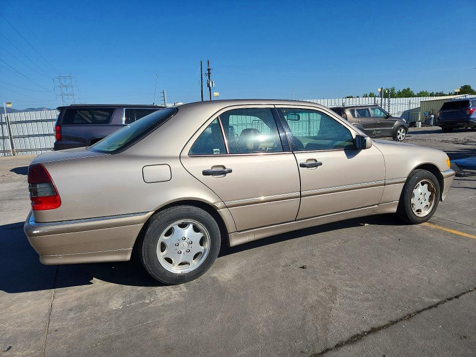 2000 Mercedes-benz C მანქანა იყიდება აუქციონზე, vin: WDBHA24G0YA834468, აუქციონის ნომერი: 61194616