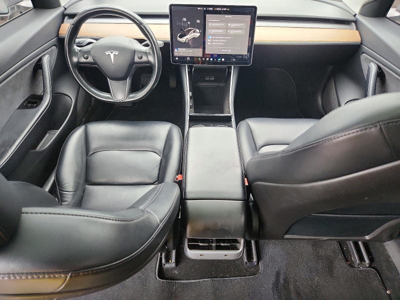 60386976 :رقم المزاد ، 5YJ3E1EAXJF048341 vin ، 2018 Tesla Model 3 مزاد بيع