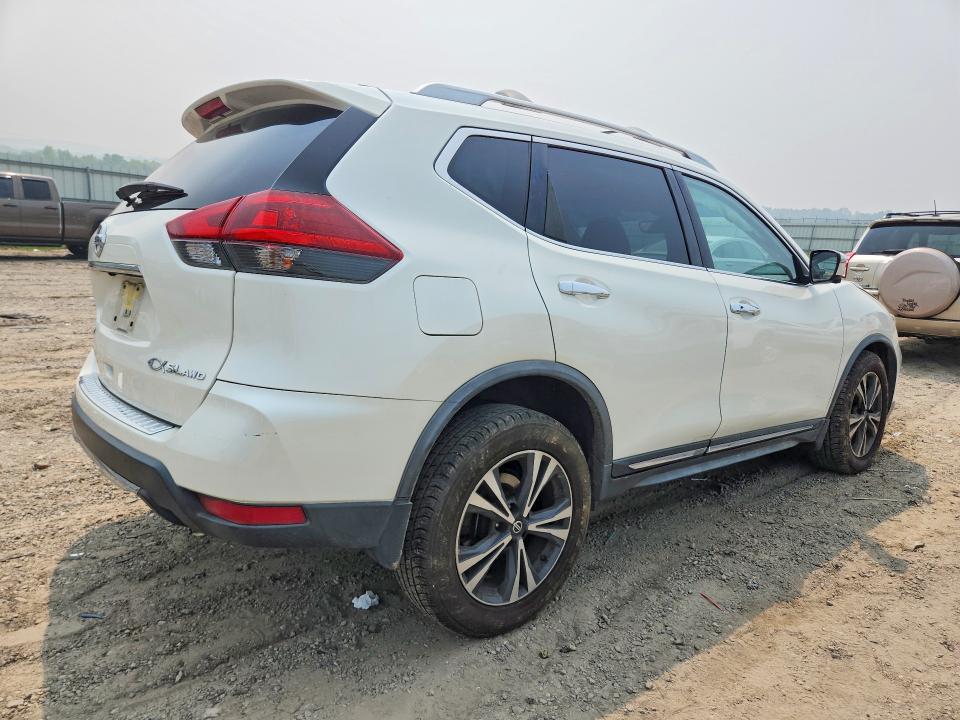 61500776 :رقم المزاد ، JN8AT2MV4JW306540 vin ، 2018 Nissan Rogue مزاد بيع