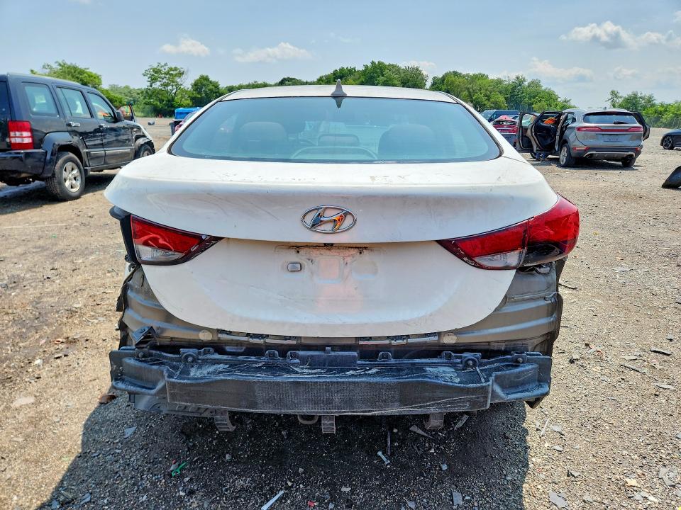 Продаж на аукціоні авто 2015 Hyundai Elantra, vin: 5NPDH4AE0FH615218, номер лоту: 61985216