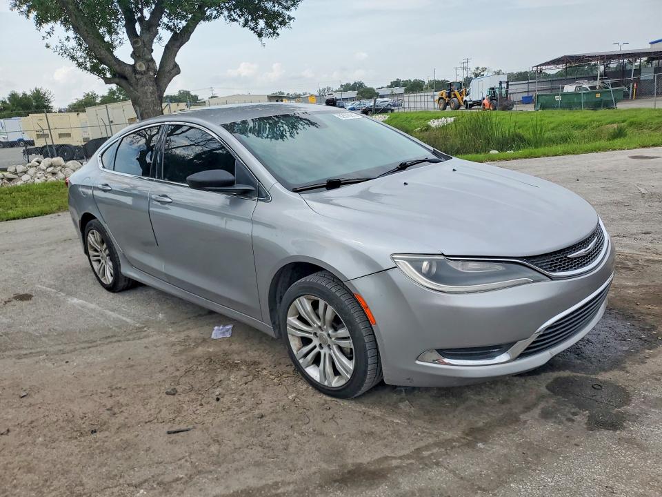 62576216 :رقم المزاد ، 1C3CCCAB8FN526012 vin ، 2015 Chrysler 200 مزاد بيع