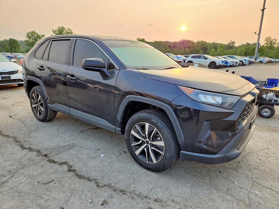 61140466 :رقم المزاد ، 2T3F1RFVXNC288953 vin ، 2022 Toyota Rav4 مزاد بيع