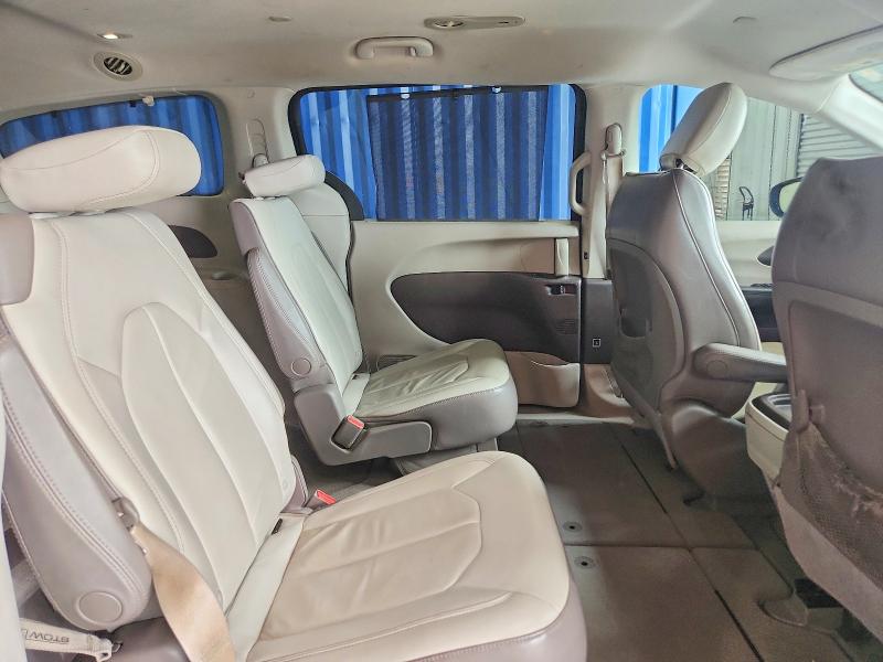 63391806 :رقم المزاد ، 2C4RC1BG9HR730392 vin ، 2017 Chrysler Pacifica مزاد بيع