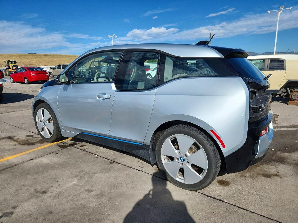 60169226 :رقم المزاد ، WBY1Z4C57FV504452 vin ، 2015 Bmw I3 مزاد بيع