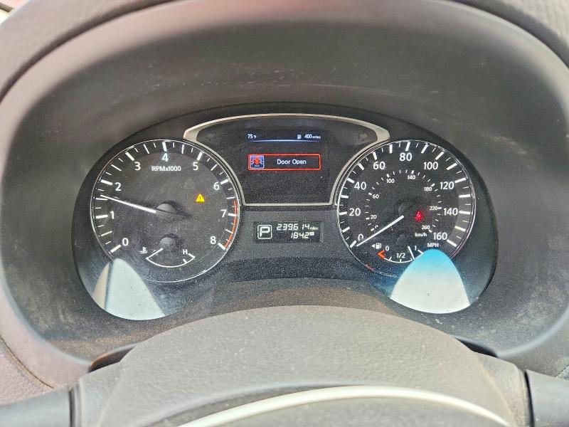 60644226 :رقم المزاد ، 1N4AL3AP3FC585629 vin ، 2015 Nissan Altima مزاد بيع