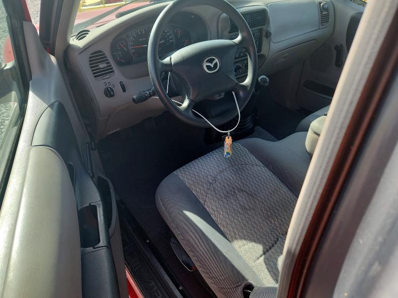 60567456 :رقم المزاد ، 4F4YR16D02TM26563 vin ، 2002 Mazda B2300 مزاد بيع
