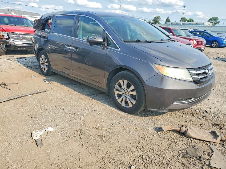 62086216 :رقم المزاد ، 5FNRL5H4XFB086432 vin ، 2015 Honda Odyssey مزاد بيع