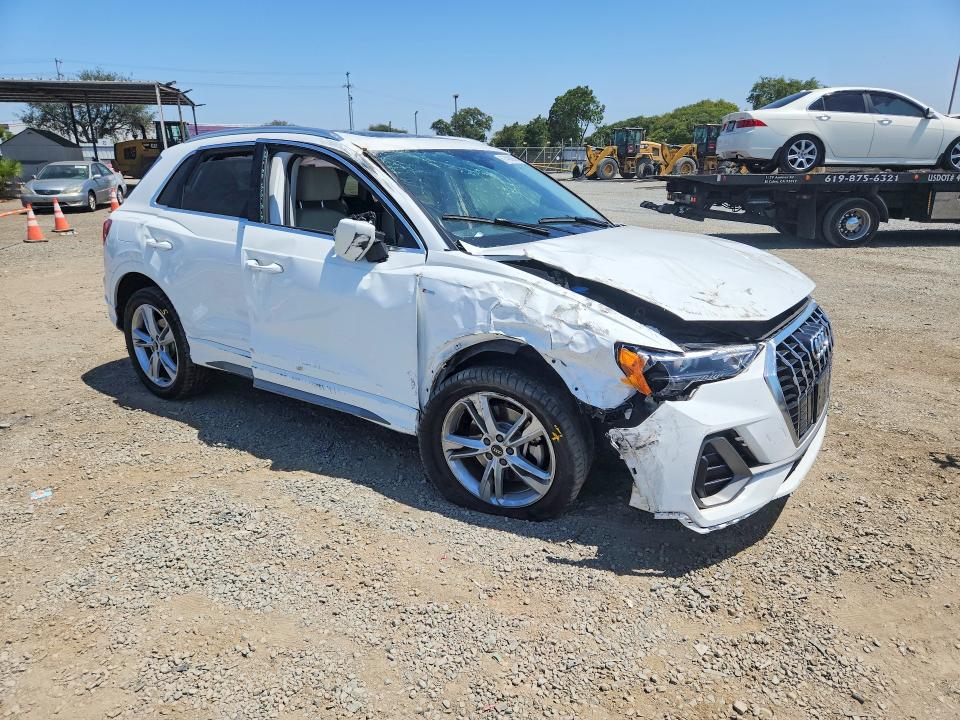 Продаж на аукціоні авто 2021 Audi Q3, vin: WA1DECF39M1137955, номер лоту: 61400856