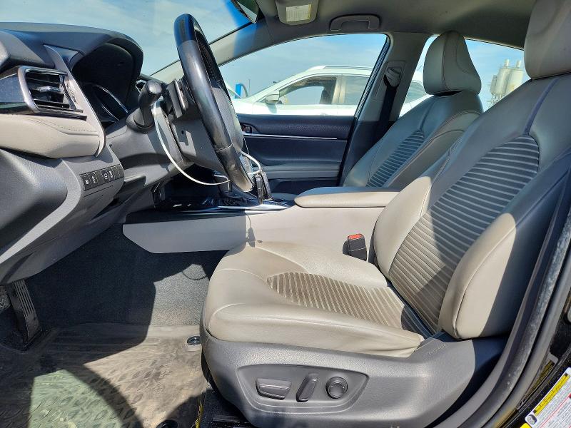 61893286 :رقم المزاد ، 4T1G31AK3LU533447 vin ، 2020 Toyota Camry مزاد بيع