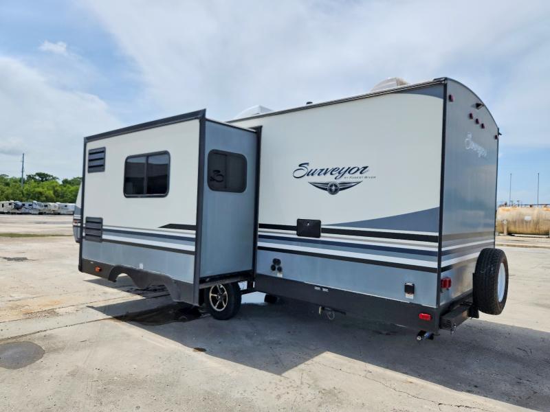 Продажа на аукционе авто 2018 Forest River Surveryor, vin: 4X4TSVA23JL034013, номер лота: 59778916