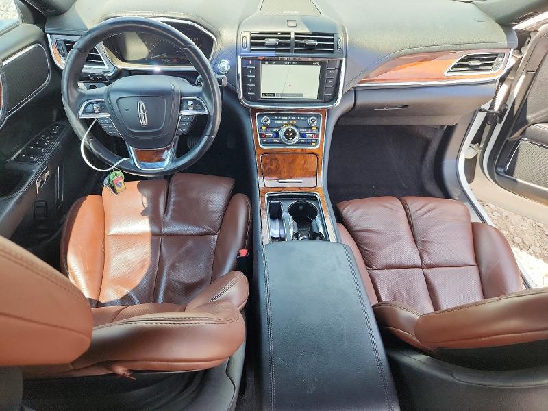 62583306 :رقم المزاد ، 1LN6L9NP1H5605716 vin ، 2017 Lincoln Continental مزاد بيع