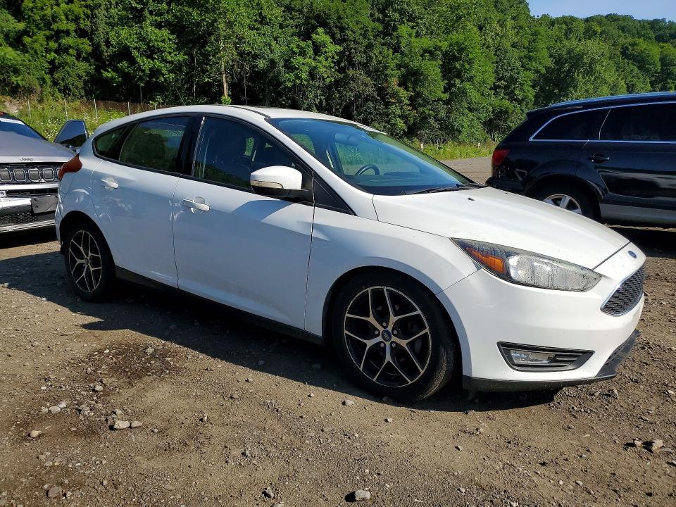 Продажа на аукционе авто 2017 Ford Focus, vin: 1FADP3M23HL207654, номер лота: 61528116