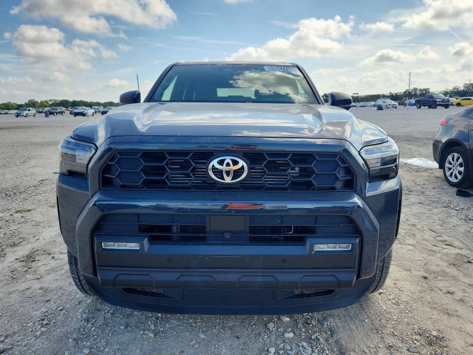 Продажа на аукционе авто 2025 Toyota 4runner, vin: JTEVA5BRXS5030930, номер лота: 59847716