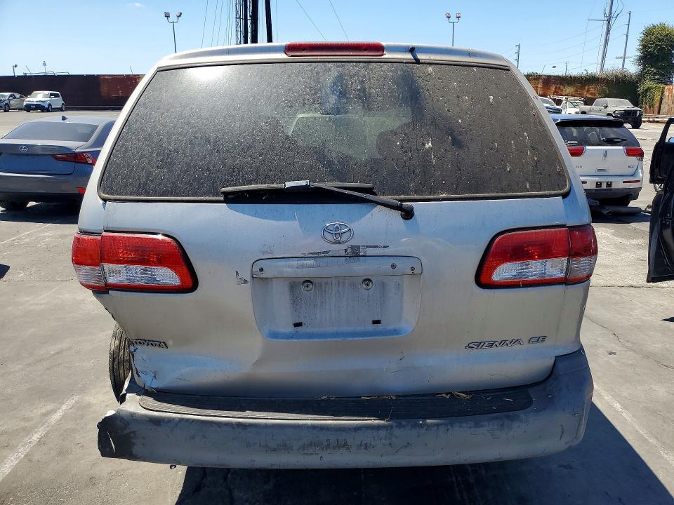 62254856 :رقم المزاد ، 4T3ZF19C41U374598 vin ، 2001 Toyota Sienna مزاد بيع