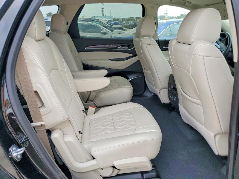 60974296 :رقم المزاد ، 5GAERDKW7NJ185350 vin ، 2022 Buick Enclave مزاد بيع
