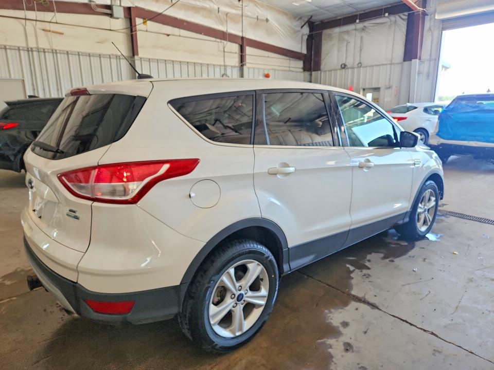 2014 Ford Escape მანქანა იყიდება აუქციონზე, vin: 1FMCU9G90EUD56695, აუქციონის ნომერი: 60462016