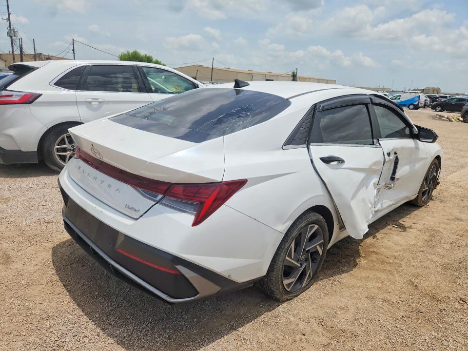 Продажа на аукционе авто 2024 Hyundai Elantra, vin: KMHLP4DG0RU682211, номер лота: 61344416