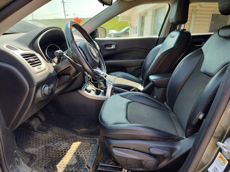 61071876 :رقم المزاد ، 3C4NJDBB3LT115563 vin ، 2020 Jeep Compass مزاد بيع