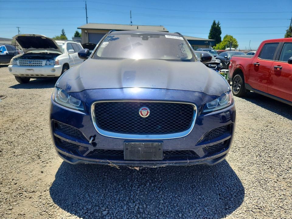 2018 Jaguar F-pace მანქანა იყიდება აუქციონზე, vin: SADCJ2FN7JA279018, აუქციონის ნომერი: 60685506