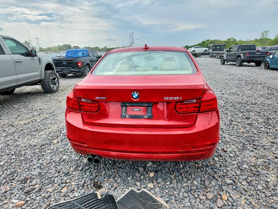 62507296 :رقم المزاد ، WBA3B3C54DJ810471 vin ، 2013 Bmw 328 مزاد بيع
